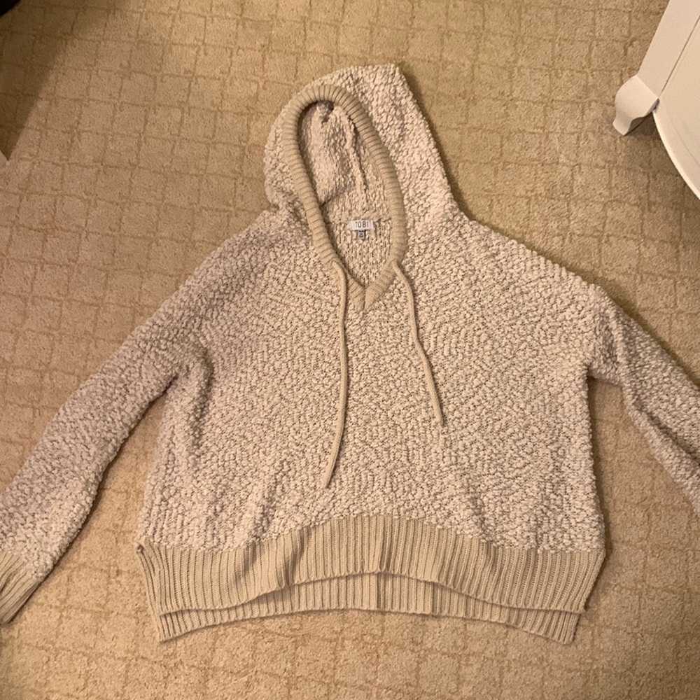 TOBI sweatshirt size medium